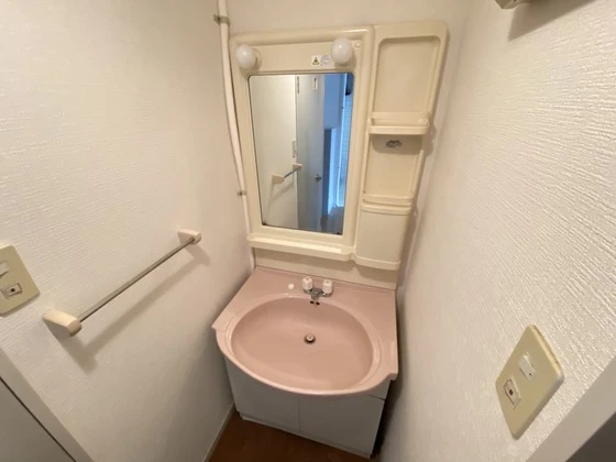 リマーカーブル己斐