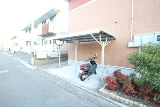 ホクラ・ウバイ B