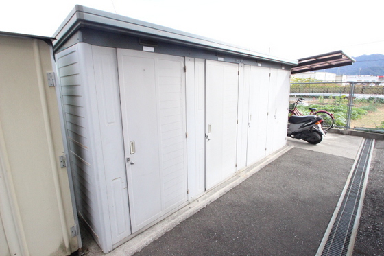 メゾン原之前C棟