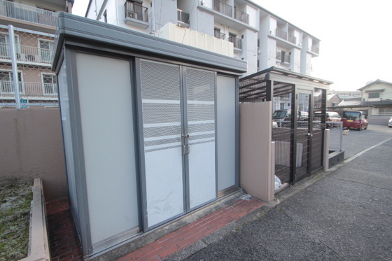 マルヒロハイツ