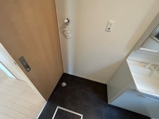 コンフォーザ庚午中