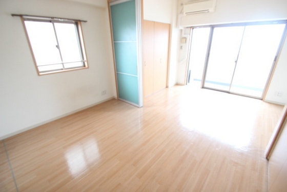 リーベングランツ平和大通り