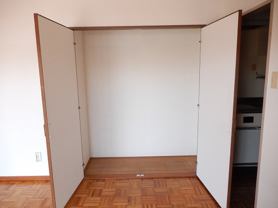 ウェッジコーポ坂田