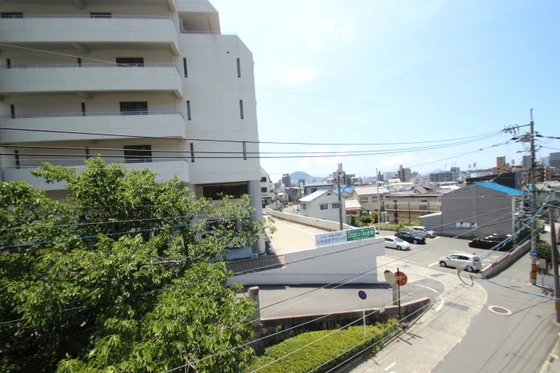 グラバーヒル尾長東