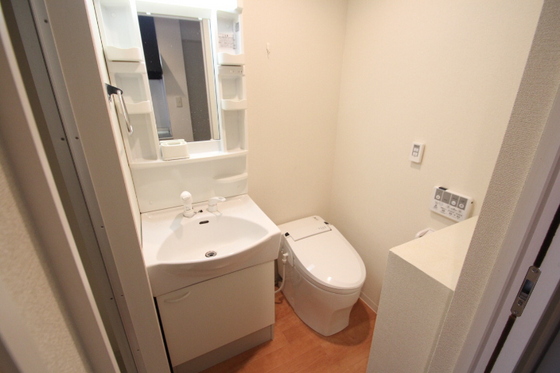 グラバーヒル尾長東