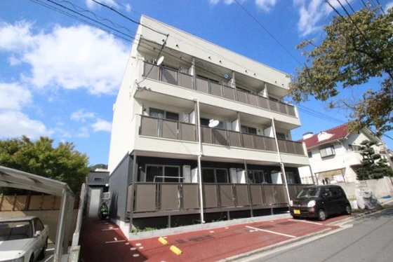 グラバーヒル尾長東