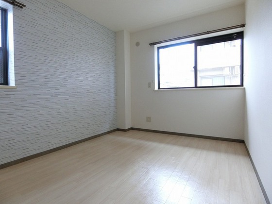 フォブールⅡ中村