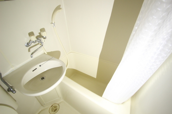 アクバー五日市