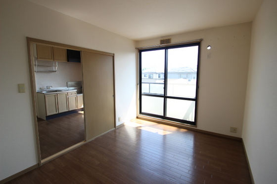 ヴィラ・ハナミズキ C棟