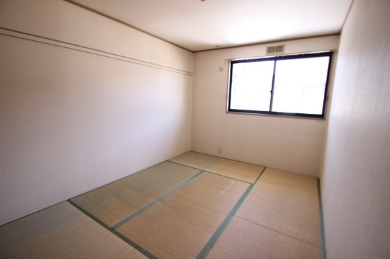 ヴィラ・ハナミズキ C棟