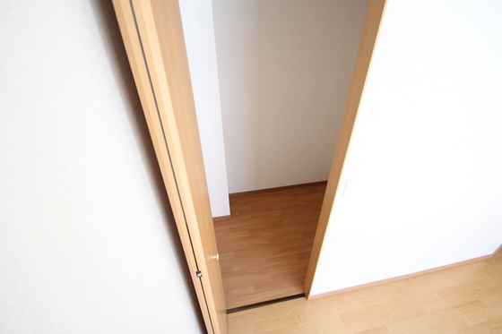 サンビレッジ府中 B