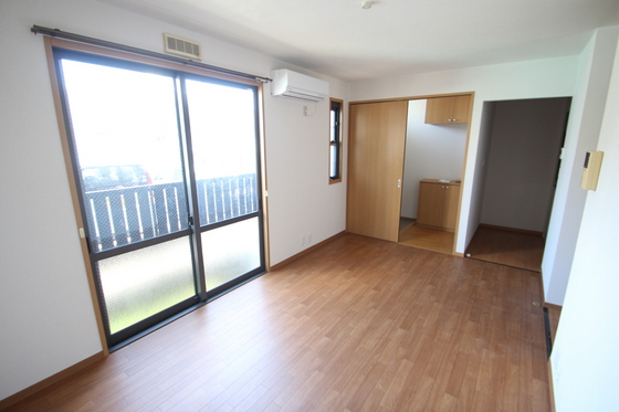 サンビレッジ府中 B