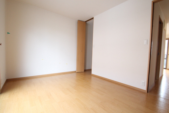 サンビレッジ府中 B