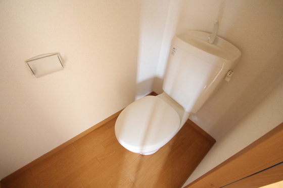 サンビレッジ府中 B