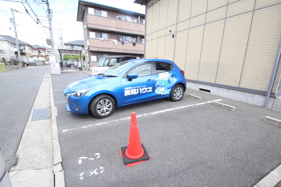 サンビレッジ府中 B