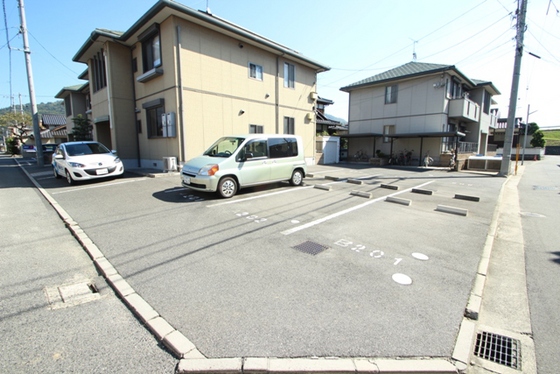 イーストリバーパラリア 弐番館