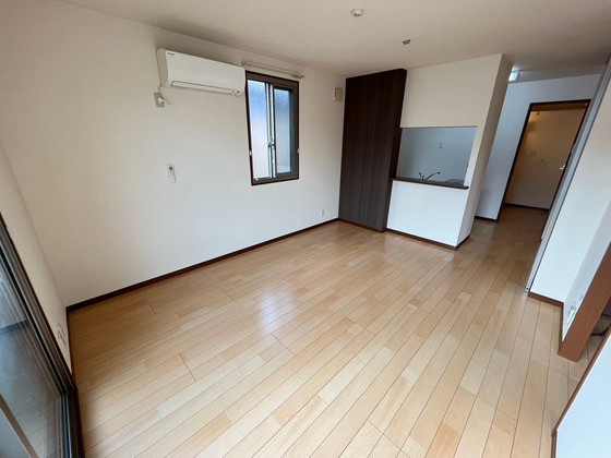 ジェネス八木 B棟