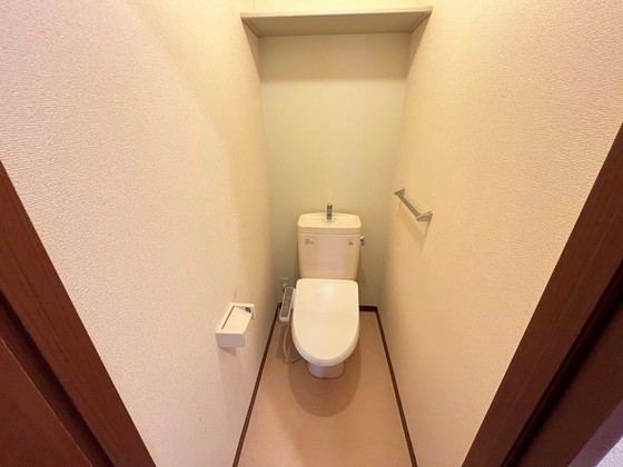 ジェネス八木 B棟