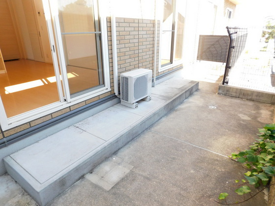 メゾン四季壱番館