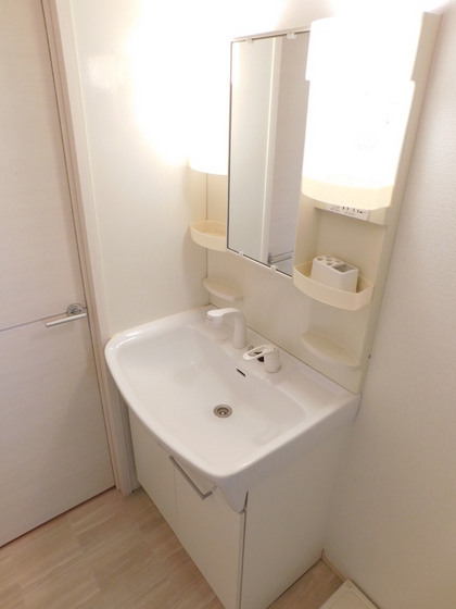 メゾン四季壱番館