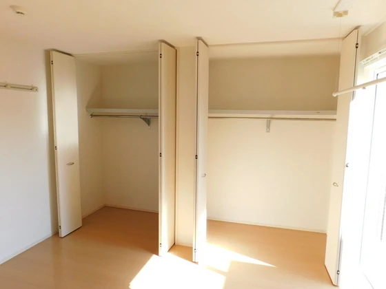 メゾン四季壱番館