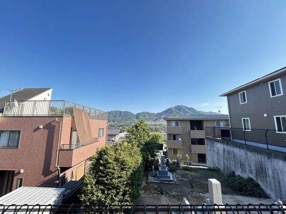 メゾン四季壱番館