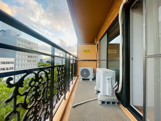 ロッコーマンション駅前通り