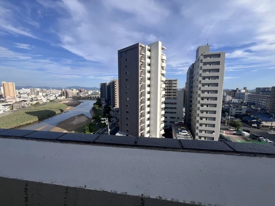 アルル五日市駅前