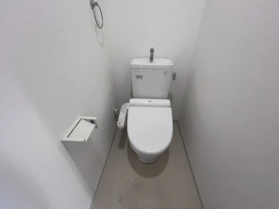 アルル五日市駅前