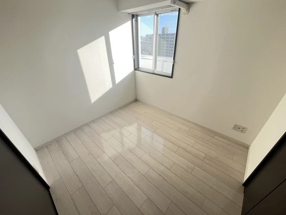 アルル五日市駅前