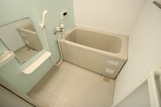 アルル五日市駅前