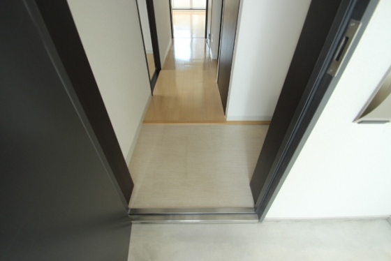 アルル五日市駅前