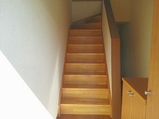 サンプレイス八木