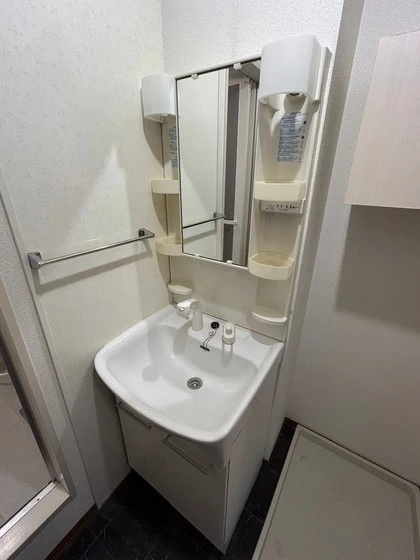 セジュールSHIGENO A棟