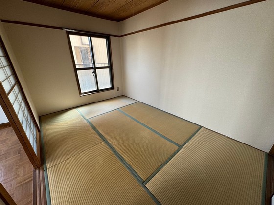 メゾンイノウエ