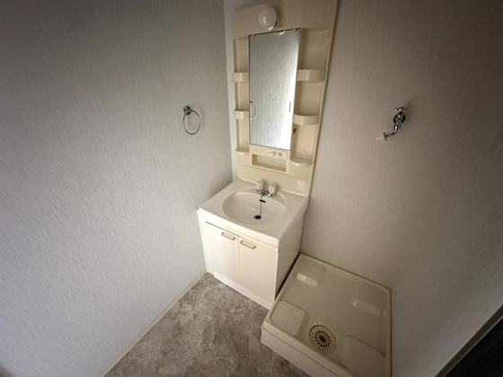 サンハイム阿品B