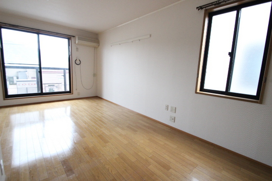 カーサベルデ前空 B棟