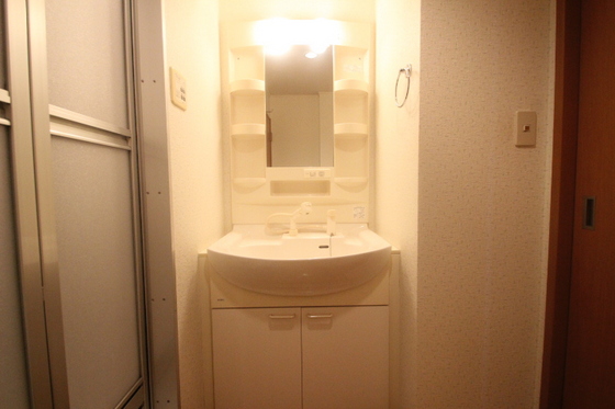 カーサベルデ前空 A棟