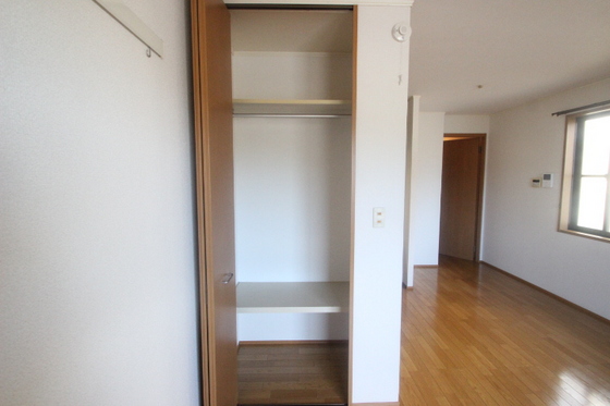 カーサベルデ前空 A棟