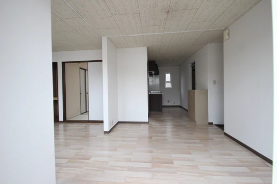 神賀グリーンハイツ 6号棟