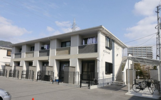 メゾンソレイユB棟