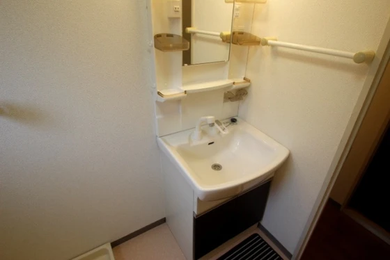 シャインハウスE棟