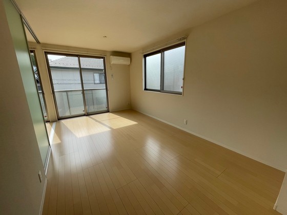 シェソワSATSUNO  F棟