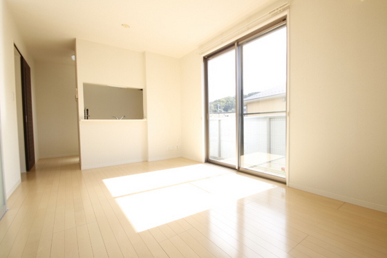 シェソワSATSUNO  F棟