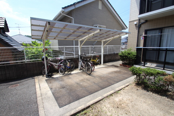 グランジュール中山台 A棟