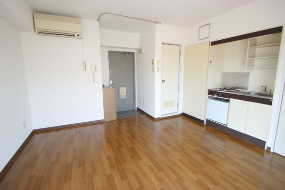 カーサ三篠北町