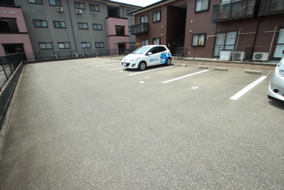 フォブール上田