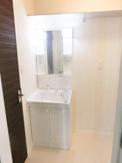 ウムヴェルト ビル