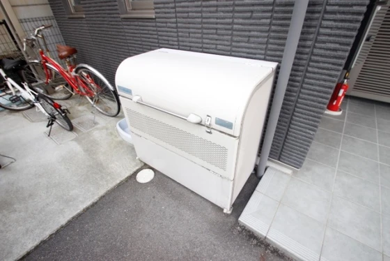 ウムヴェルト ビル