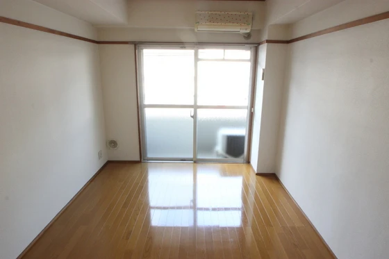 和秀三篠北町ビル